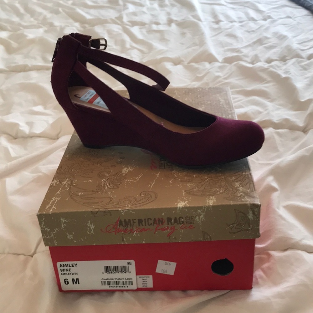 American Rag wedge heels
